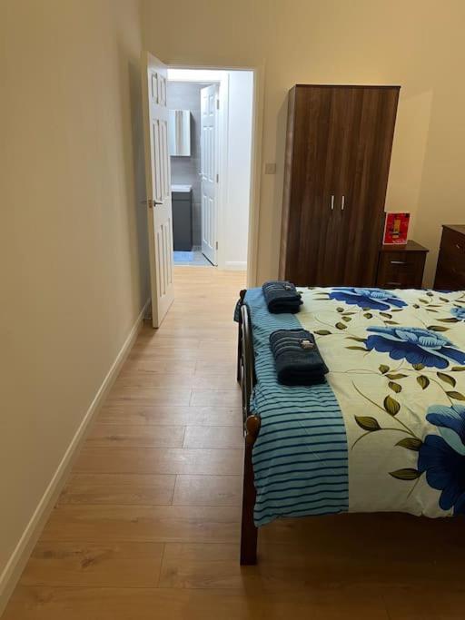 004- Brand New 1 Bedroom Apartment F1 Ealing kerület Kültér fotó