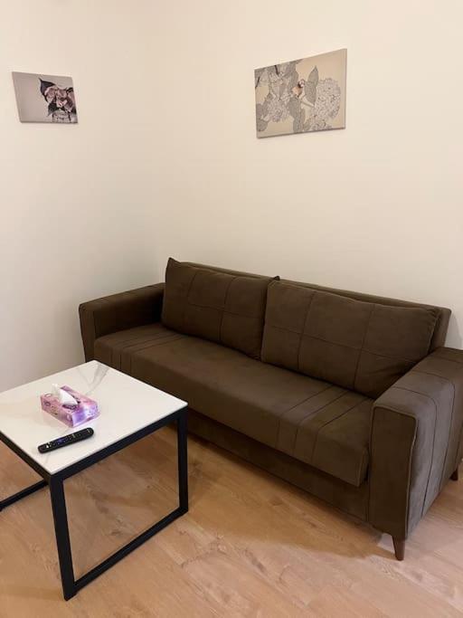 004- Brand New 1 Bedroom Apartment F1 Ealing kerület Kültér fotó