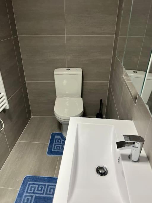 004- Brand New 1 Bedroom Apartment F1 Ealing kerület Kültér fotó